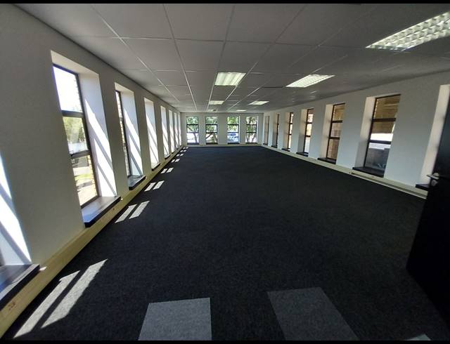 277M² OFFICE TO LET IN HURLINGHAM